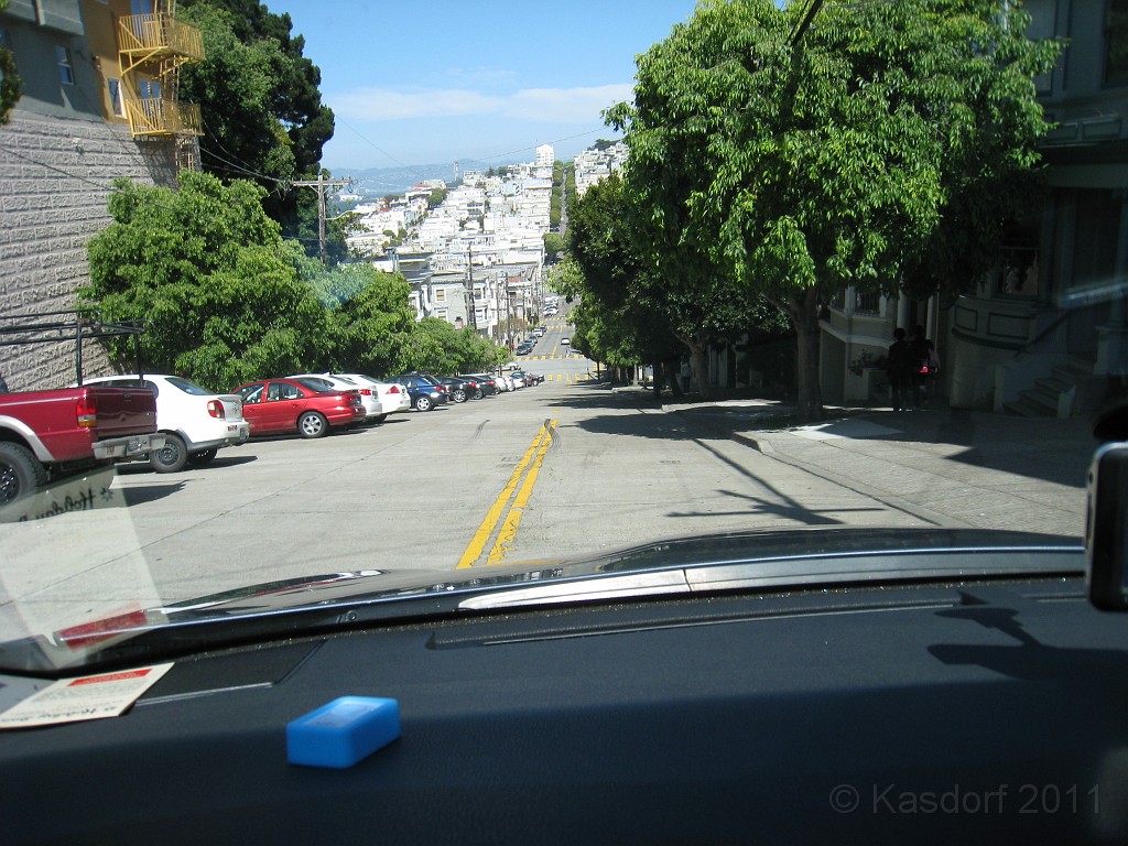 2011 Bay 2 Breakers Friday 0265.JPG - I was able to participate in the 100th annual running of the Bay to Breakers 12K race in San Francisco California. A weekend for sightseeing and racing.